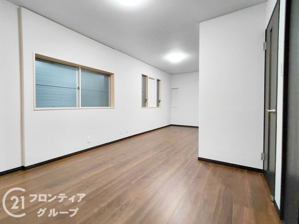 宇治市小倉町春日森の中古一戸建て