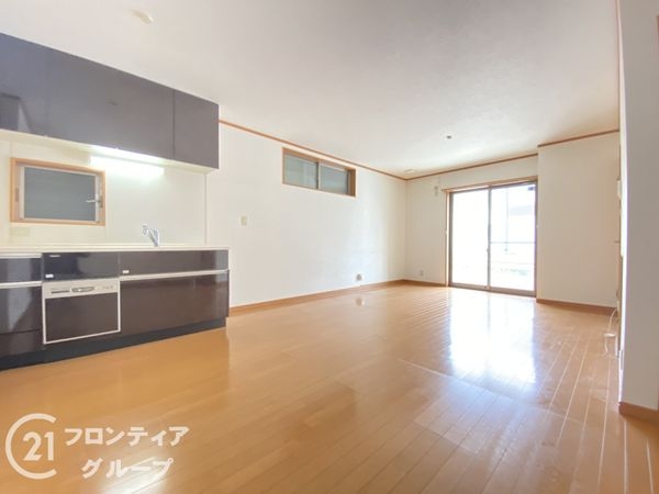 京都市南区東九条北松ノ木町　中古一戸建て