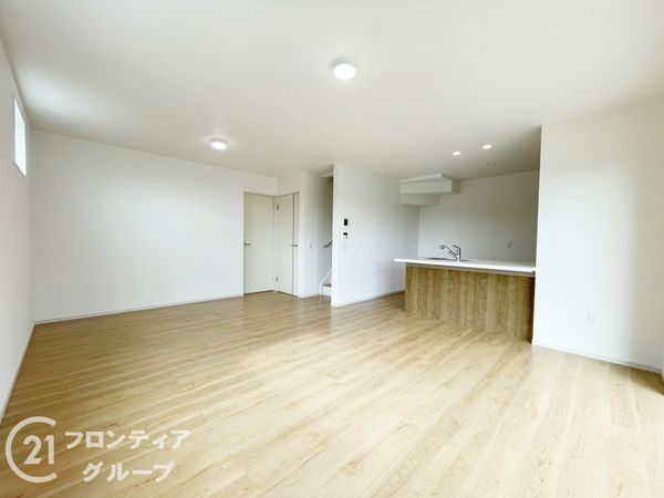 京都市伏見区醍醐柿原町　新築一戸建て　２期　１号棟