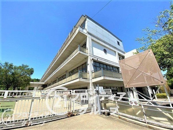 八幡市美濃山御幸の中古一戸建て(八幡市立美濃山小学校)