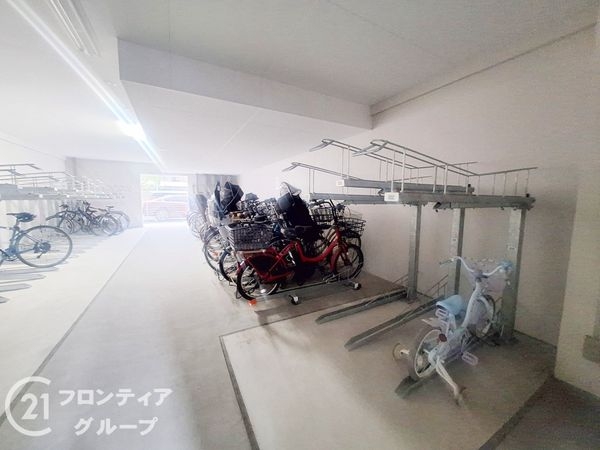 クラッシィハウス京都六地蔵ブライトタワー棟　中古マンション