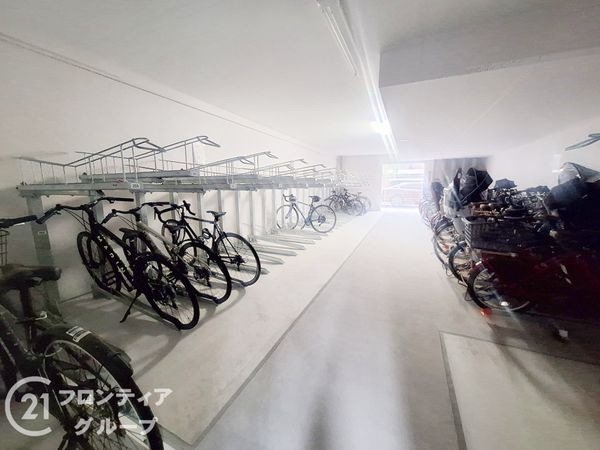 クラッシィハウス京都六地蔵ブライトタワー棟　中古マンション