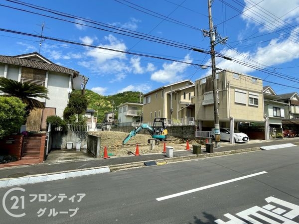 宇治市明星町３丁目　新築一戸建て　２期　２号棟