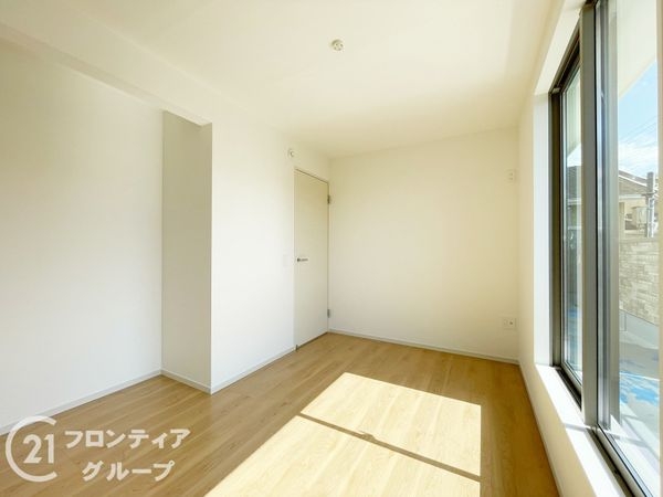 宇治市明星町３丁目　新築一戸建て　２期　２号棟