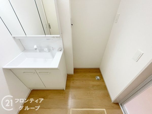 宇治市明星町３丁目　新築一戸建て　２期　２号棟