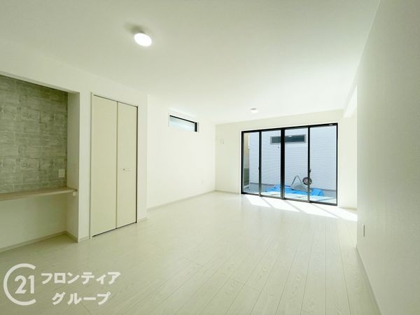 宇治市明星町３丁目　新築一戸建て　２期　１号棟