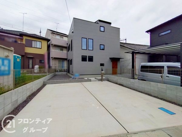 大津市下阪本３丁目の中古一戸建て