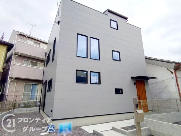 大津市下阪本３丁目の中古一戸建て
