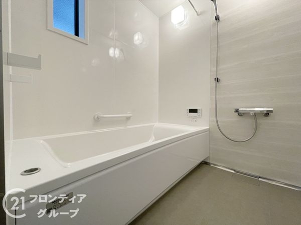 京都市伏見区深草直違橋片町　新築一戸建て　全１区画