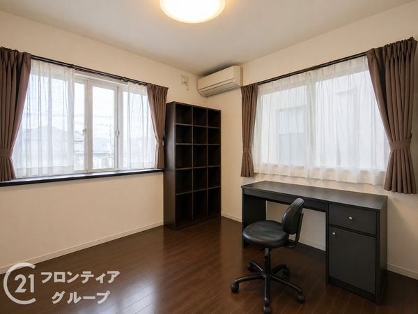 宇治市木幡御蔵山の中古一戸建て