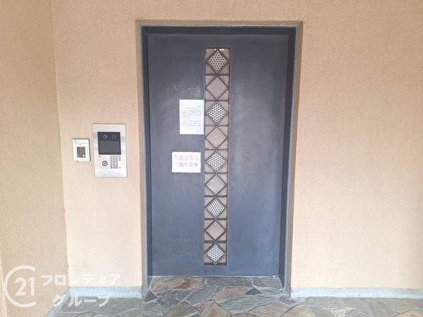 ティアラ・セントワンズ　中古マンション