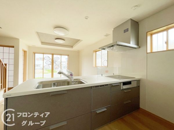 向日市鶏冠井町番田　新築一戸建て　２期　７号棟
