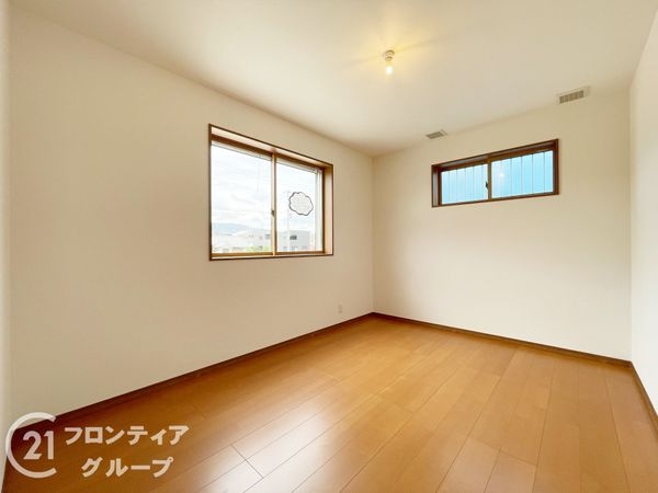 向日市鶏冠井町番田　新築一戸建て　２期　６号棟