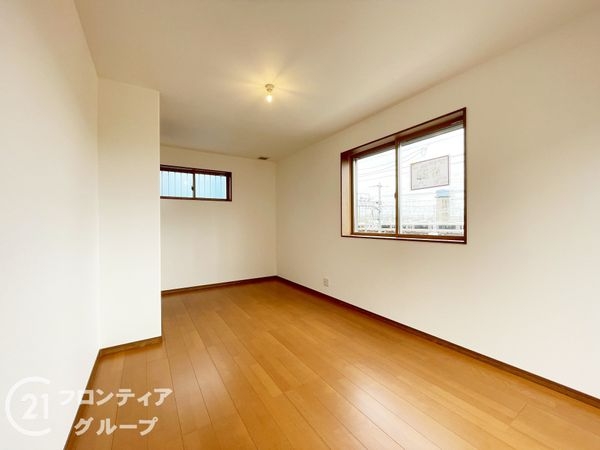 向日市鶏冠井町番田　新築一戸建て　２期　６号棟
