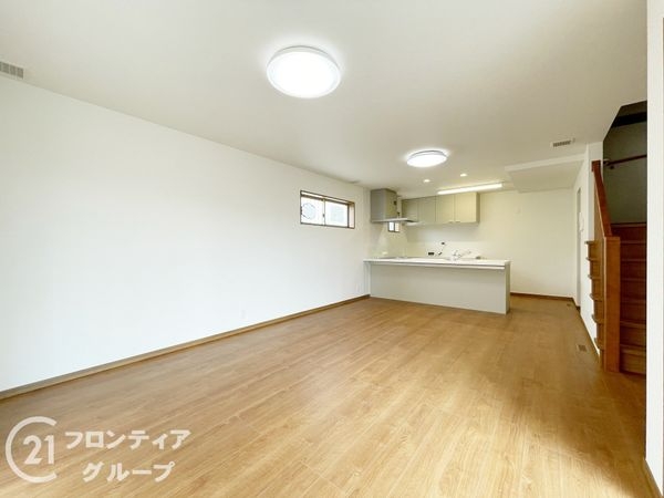 向日市鶏冠井町番田　新築一戸建て　２期　６号棟