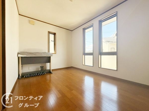 京都市伏見区日野野色町の中古一戸建て