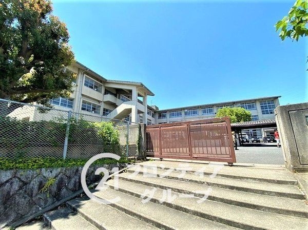 グランフェルティくずは　中古マンション(八幡市立南山小学校)