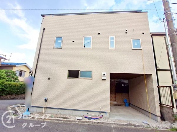 京都市山科区西野山射庭ノ上町　新築一戸建て　全１区画