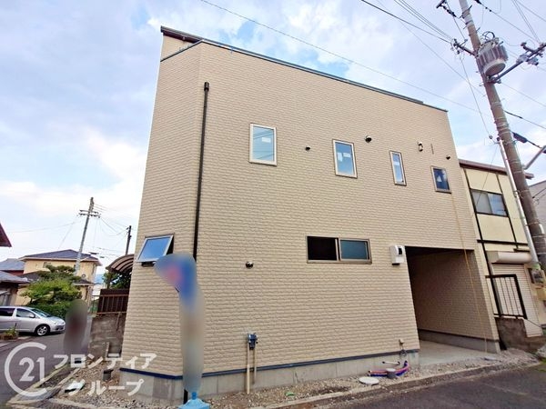 京都市山科区西野山射庭ノ上町　新築一戸建て　全１区画