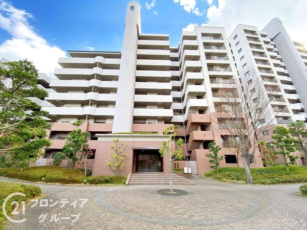 京阪東ローズタウン・ファインガーデンあゆみヶ丘Ｂ棟　中古マ…