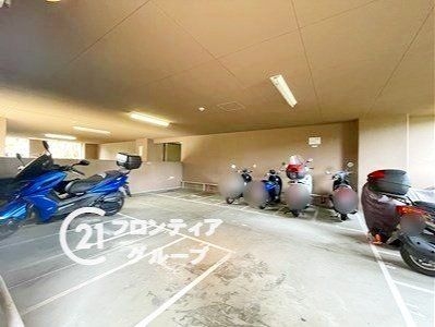 京阪東ローズタウン・ファインガーデンあゆみヶ丘Ｂ棟　中古マ…