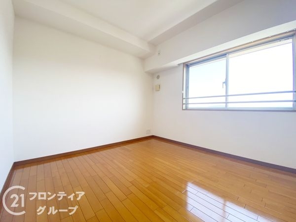 京阪東ローズタウン・ファインガーデンあゆみヶ丘Ｂ棟　中古マ…