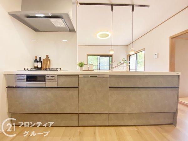 宇治市広野町尖山　中古一戸建て
