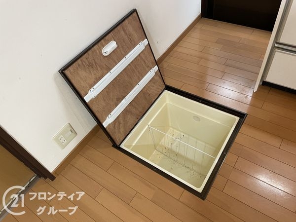 京都市伏見区深草南明町の中古一戸建て