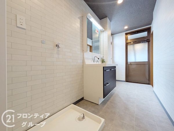 大津市長等２丁目の中古一戸建て