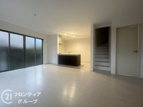 宇治市羽拍子町　新築一戸建て　３期　全１区画