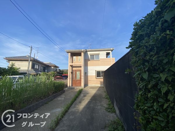 八幡市八幡神原の中古一戸建て