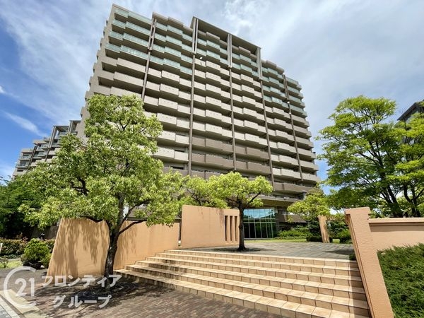 京阪東ローズタウン・ファインガーデンあゆみヶ丘Ｅ棟　中古マ…