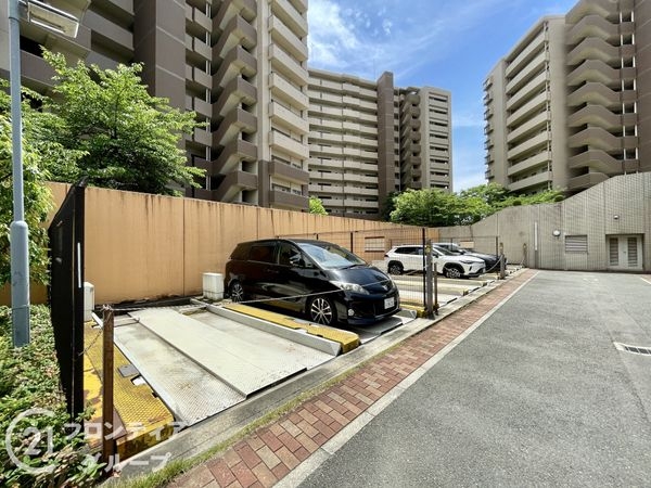 京阪東ローズタウン・ファインガーデンあゆみヶ丘Ｅ棟　中古マ…