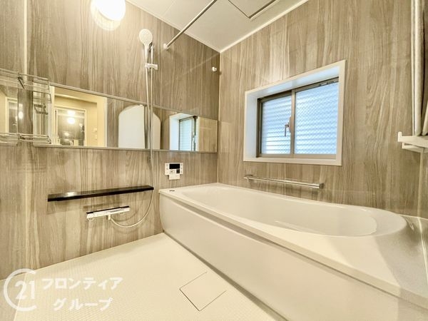 京阪東ローズタウン・ファインガーデンあゆみヶ丘Ｅ棟　中古マ…