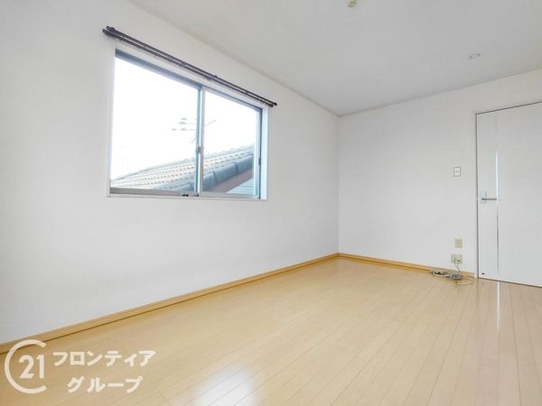 京都市伏見区羽束師鴨川町の中古一戸建て
