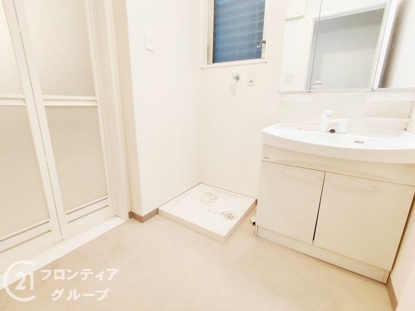 京都市伏見区羽束師鴨川町の中古一戸建て