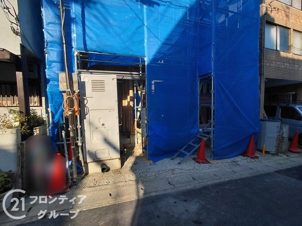 京都市山科区御陵岡町　新築一戸建て