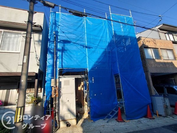 京都市山科区御陵岡町　新築一戸建て