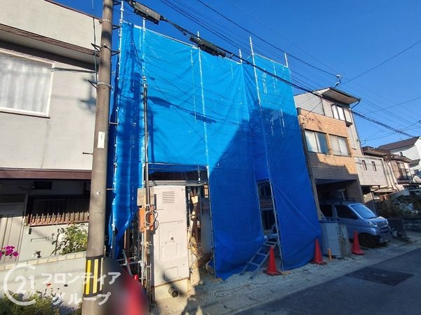 京都市山科区御陵岡町　新築一戸建て