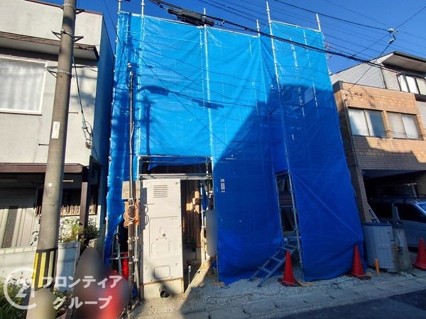 京都市山科区御陵岡町　新築一戸建て