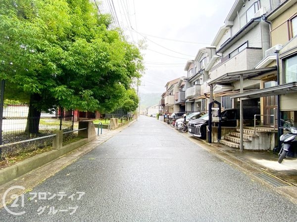 京都市伏見区石田大受町の中古一戸建て