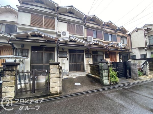 京都市伏見区深草平田町の中古一戸建て