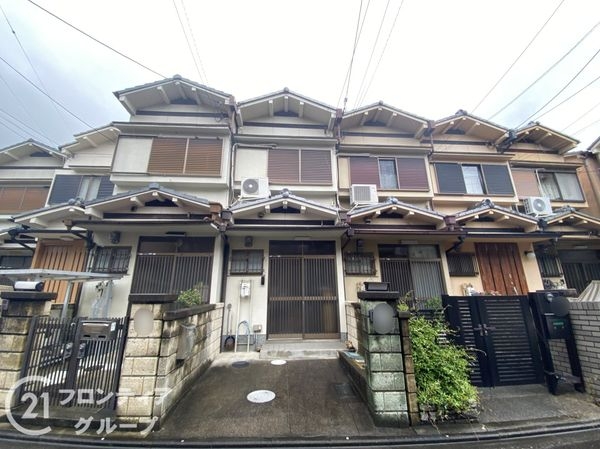 京都市伏見区深草平田町の中古一戸建て