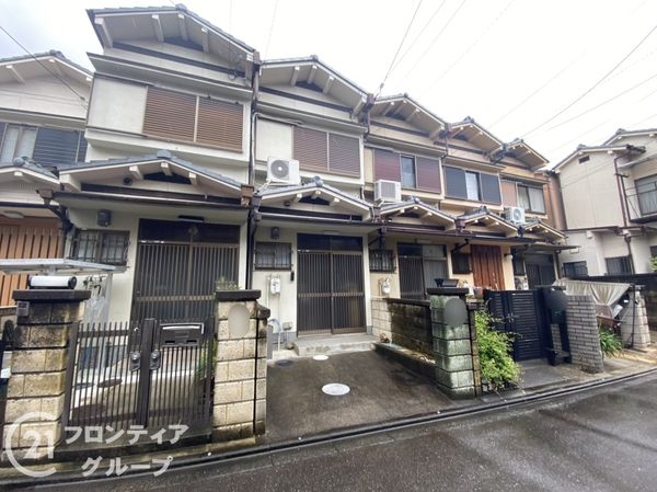 京都市伏見区深草平田町の中古一戸建て