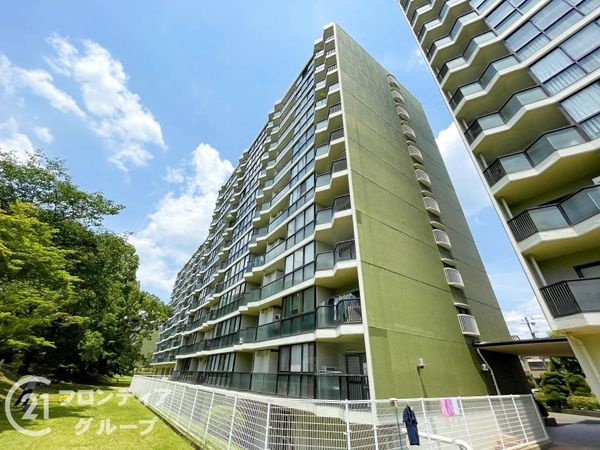 嵐山ロイアルハイツ３号棟　中古マンション