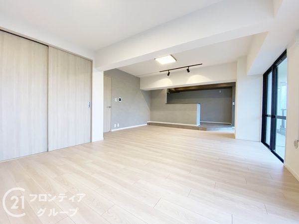 嵐山ロイアルハイツ３号棟　中古マンション