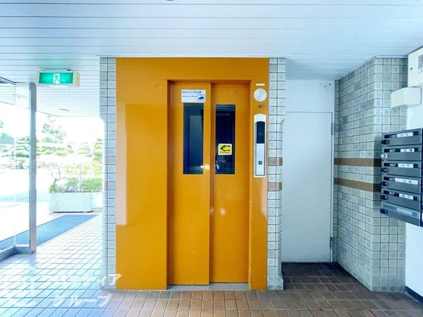 嵐山ロイアルハイツ３号棟　中古マンション
