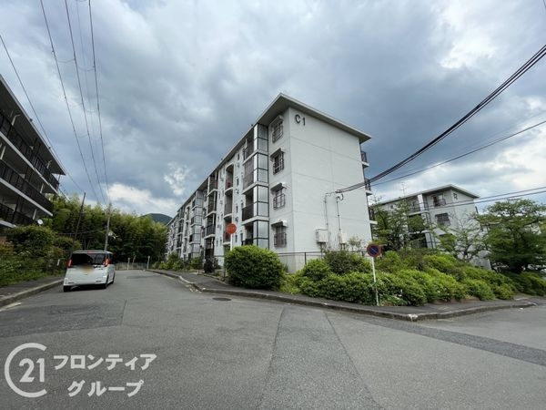 上ノ山団地Ｃ１棟　中古マンション