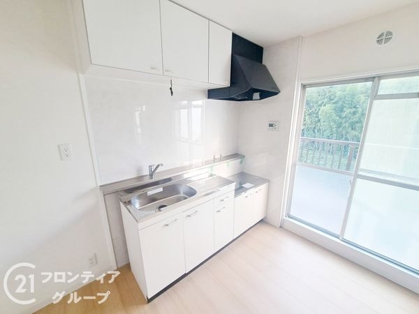上ノ山団地Ｃ１棟　中古マンション