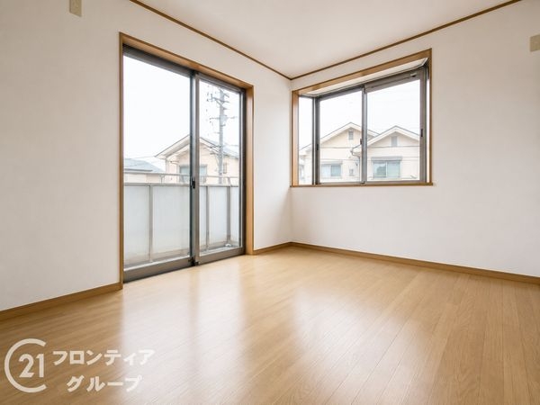 宇治市木幡南山の中古一戸建て